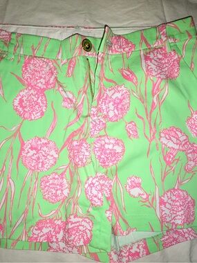 Lilly Pulitzer Callahan Shorts with Pink Floral Print